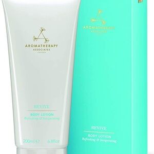 Lightweight Body Cream Deeply Hydrates for Soft, Energized Skin.